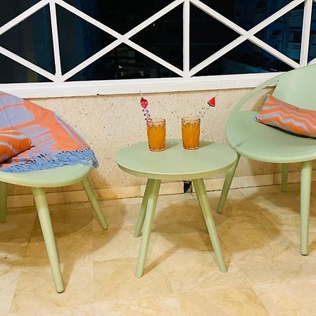 Beautiful Studio Two Steps To The Beach Torrevieja Exterior foto