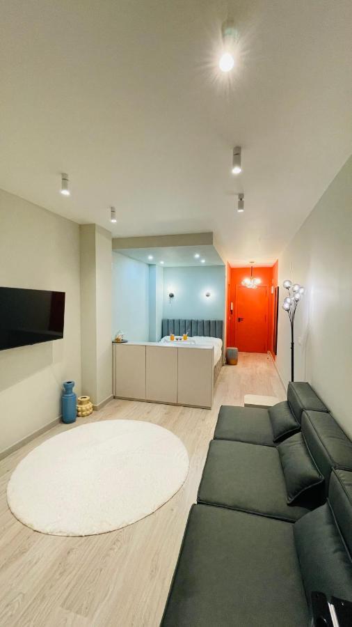 Beautiful Studio Two Steps To The Beach Torrevieja Exterior foto